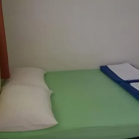 Jurjevic Apartamento Petrcane